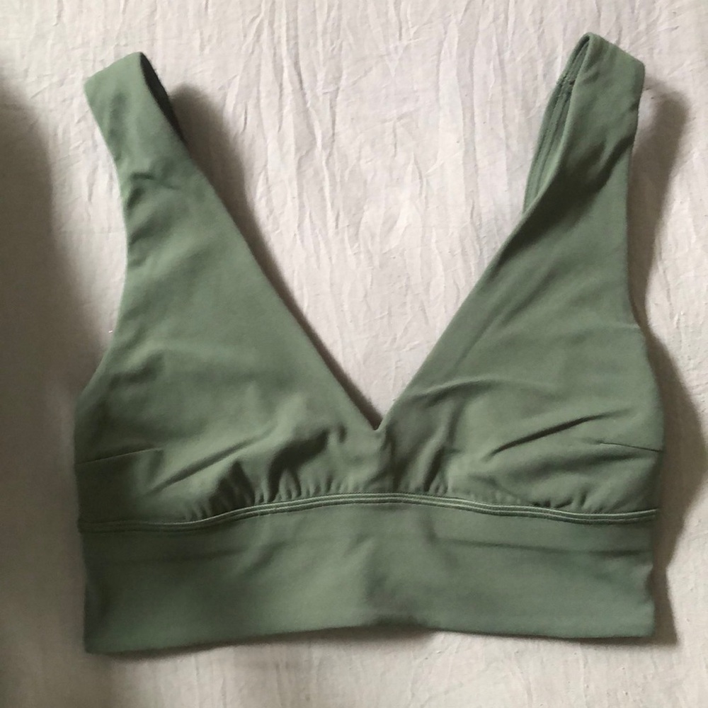 Lululemon align sports bra